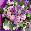 Lila bukett hos Crossandras Blommor