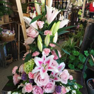 Blommdekor Dekoration till fest eller begravning